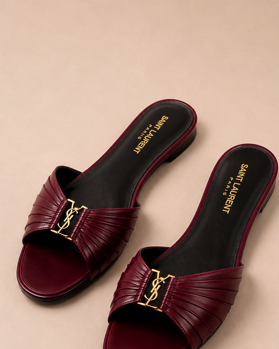 MADAME YSI Smooth Leather Slides — Zwart/Rood