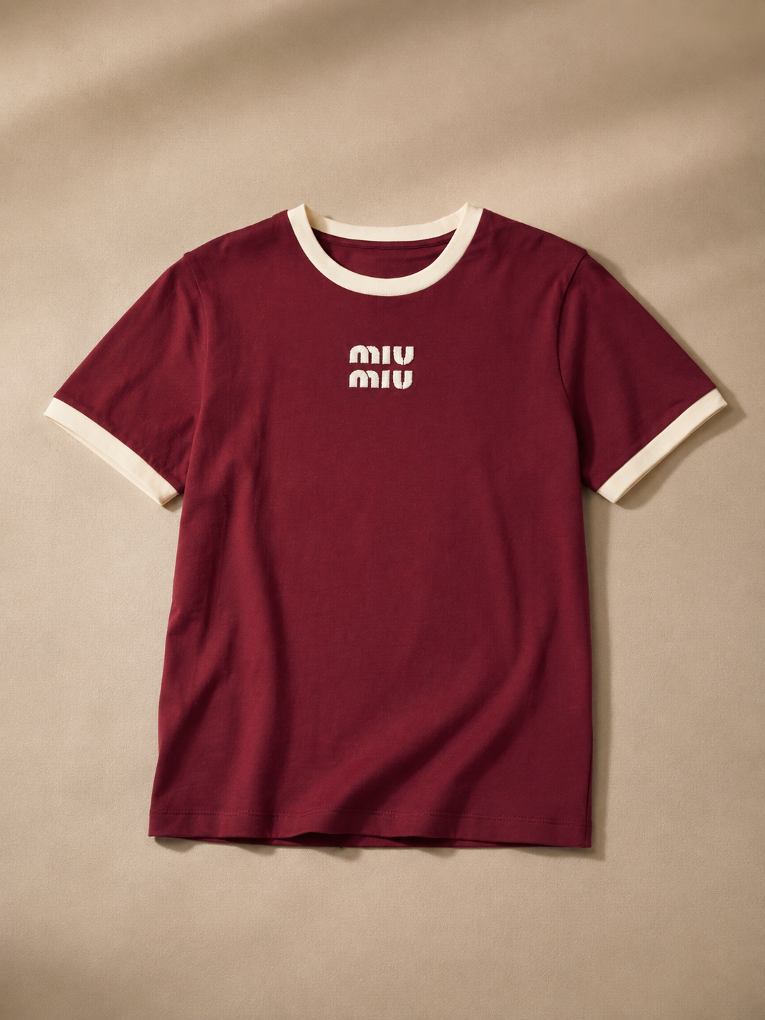 MADAME Miu Miu - T-Shirt Bordeaux