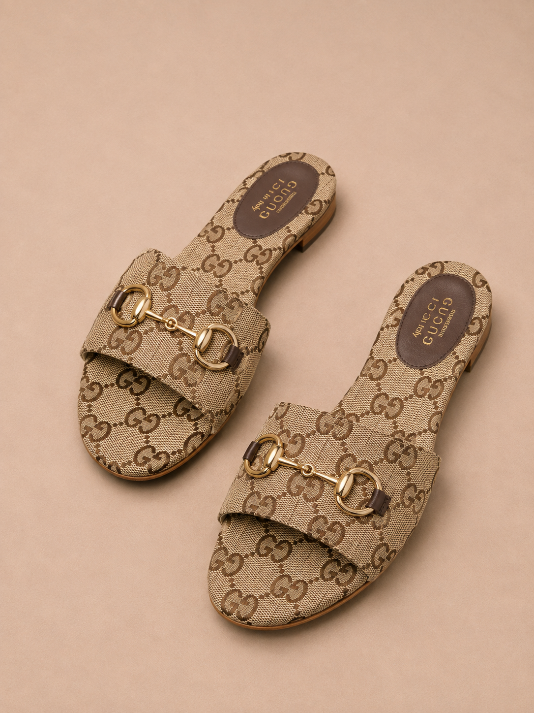 Gucci - Horsebit Slides Beige