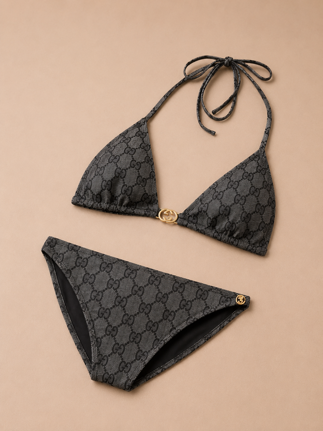 GG - Bikini Met Goud Embleem